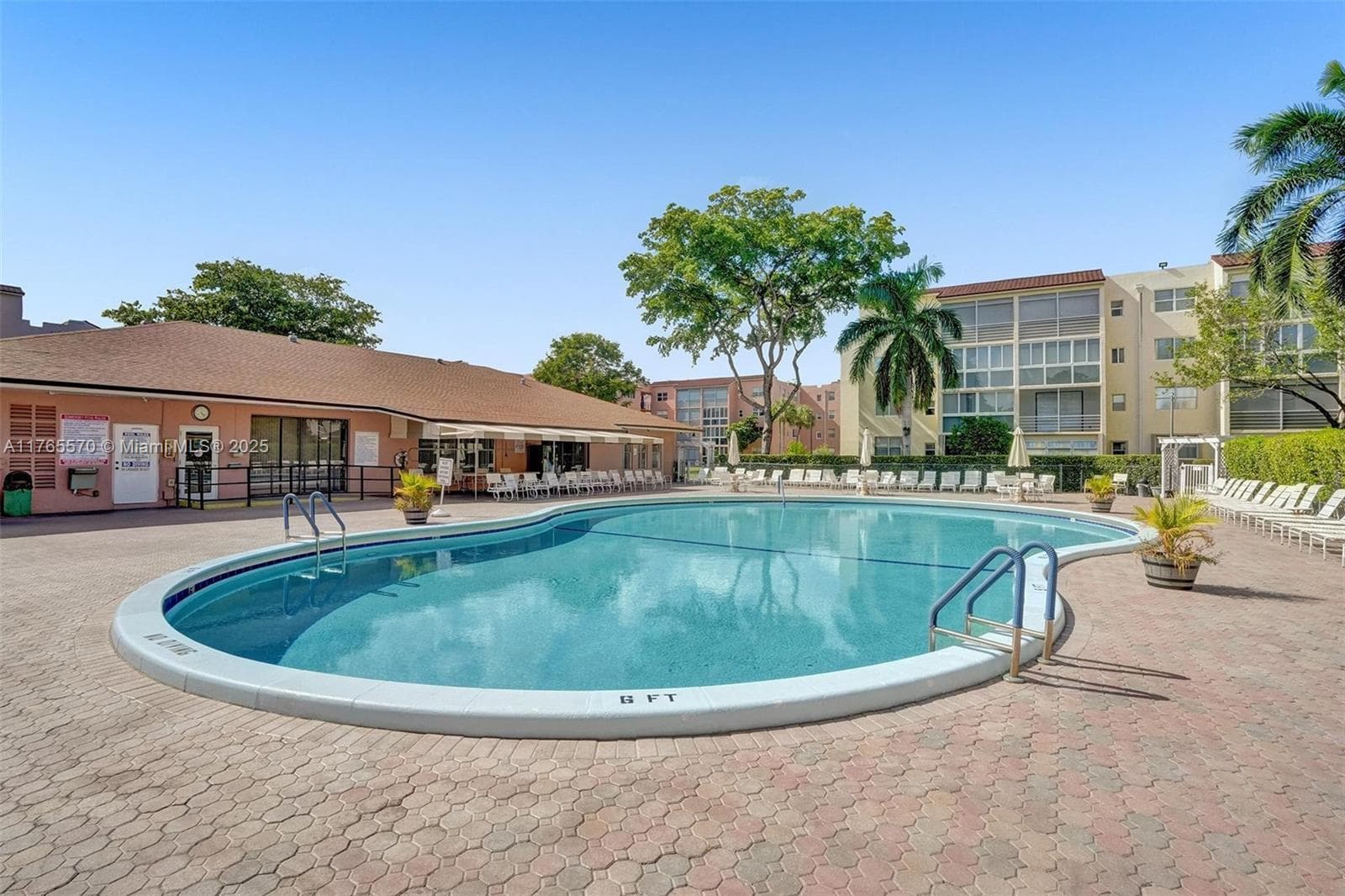 Somerset · #405 in Lauderdale Lakes - Photo 34