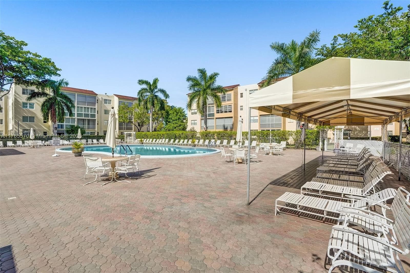 Somerset · #405 in Lauderdale Lakes - Photo 33