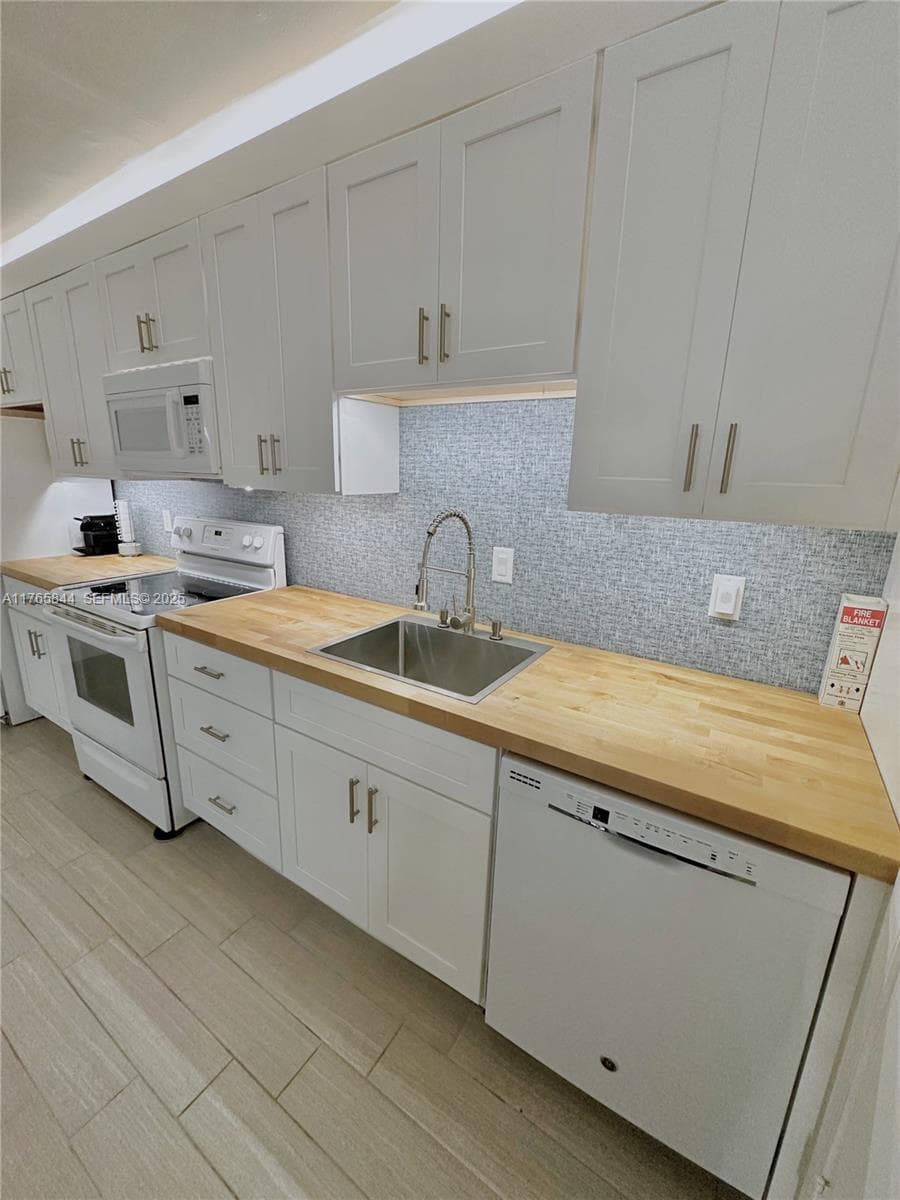 Imperial Point Colonnade · #1301 in Fort Lauderdale - Photo 1