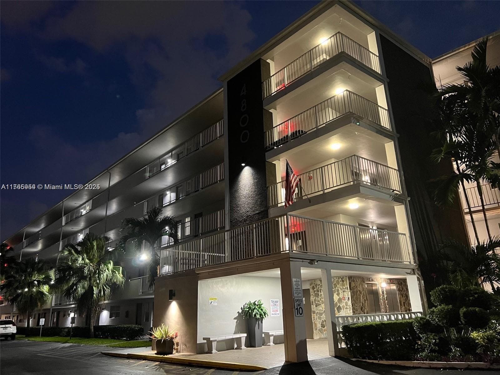 HILLCREST COUNTRY CLUB AP · #402 in Hollywood - Photo 28