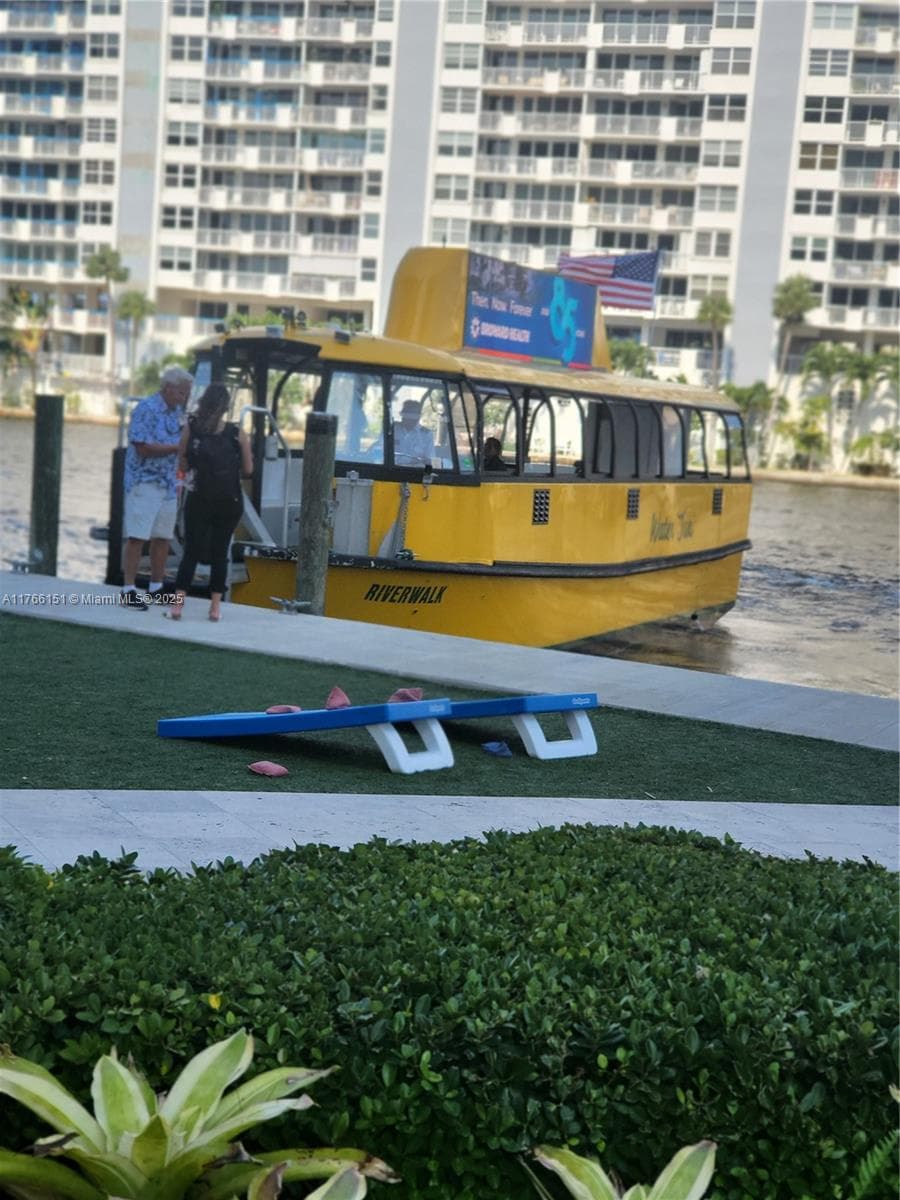 Gallery One · #1201 in Fort Lauderdale - Photo 7