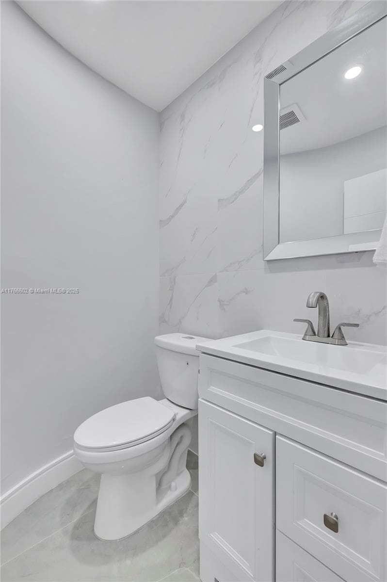 IMPERIAL POINT COLONNADES · #2026 in Fort Lauderdale - Photo 6