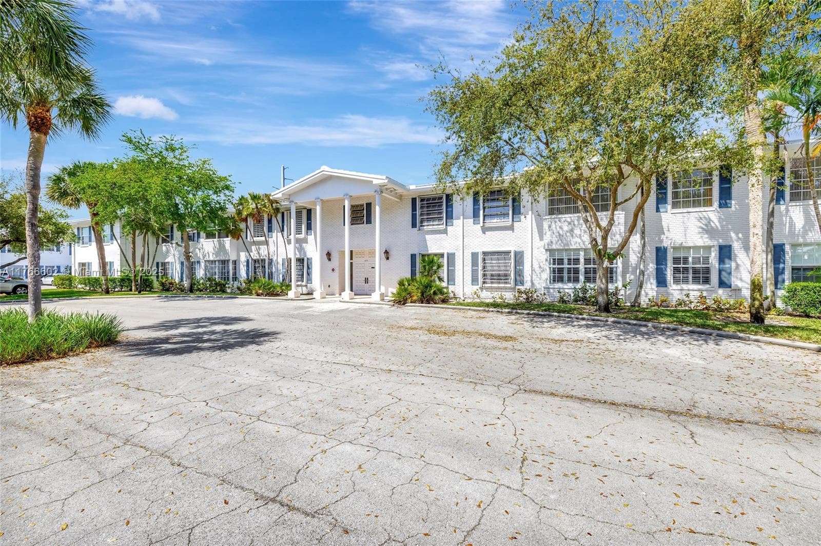 IMPERIAL POINT COLONNADES · #2026 in Fort Lauderdale - Photo 10