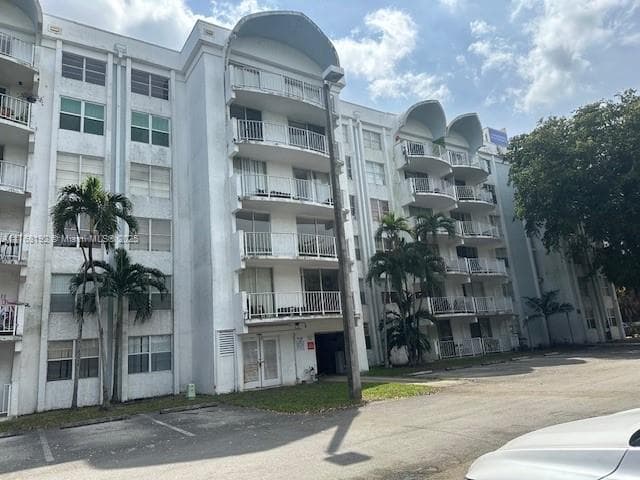 Montecarlo Condo · #A-415 in Miami - Photo 1