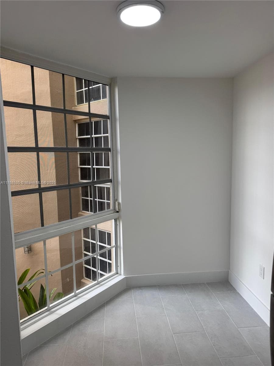 Unniversity Inn Condomini · #2209 in Coral Gables - Photo 7