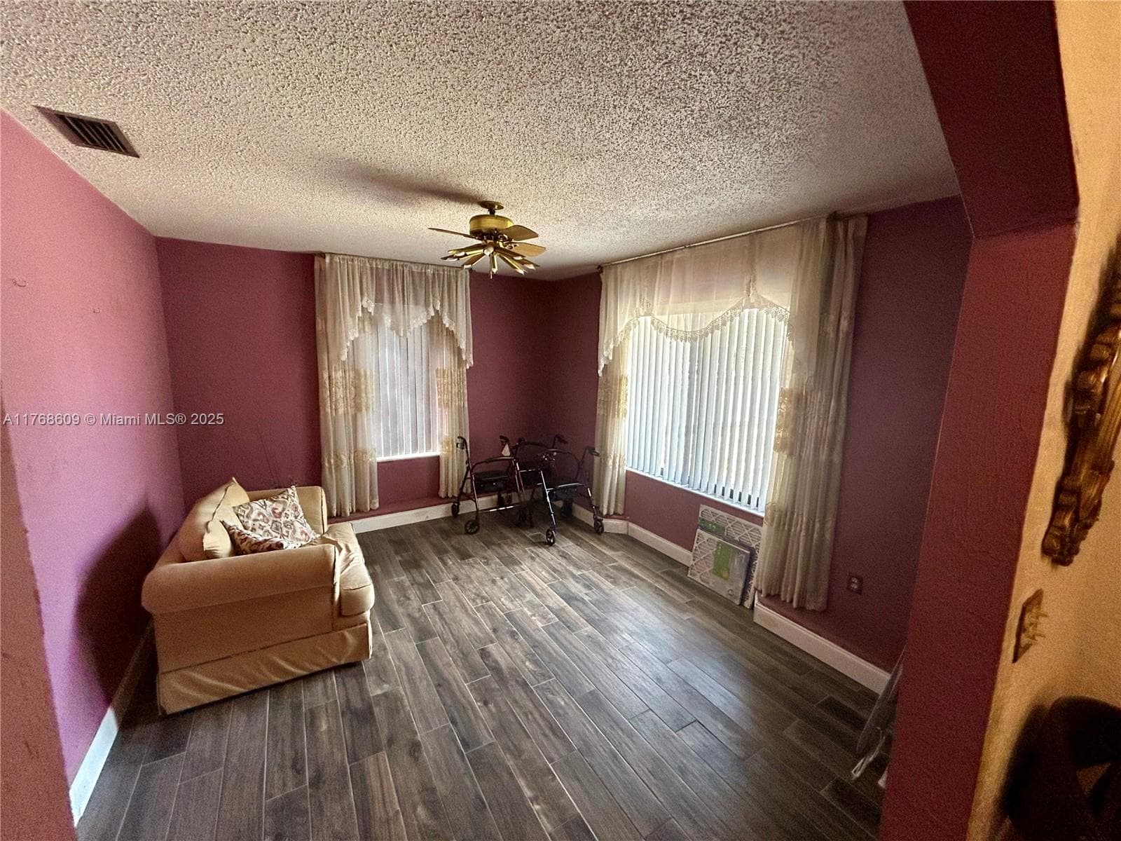 5416 Flagler St photo 6