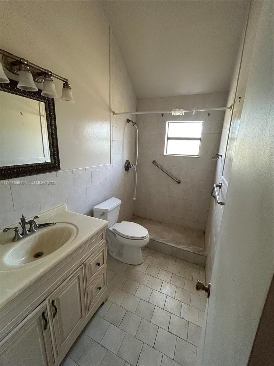 5416 Flagler St photo 10
