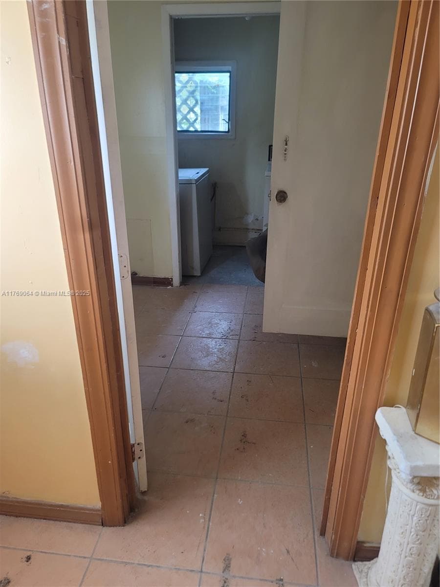 1244 NW 7th Ave #1 photo 27