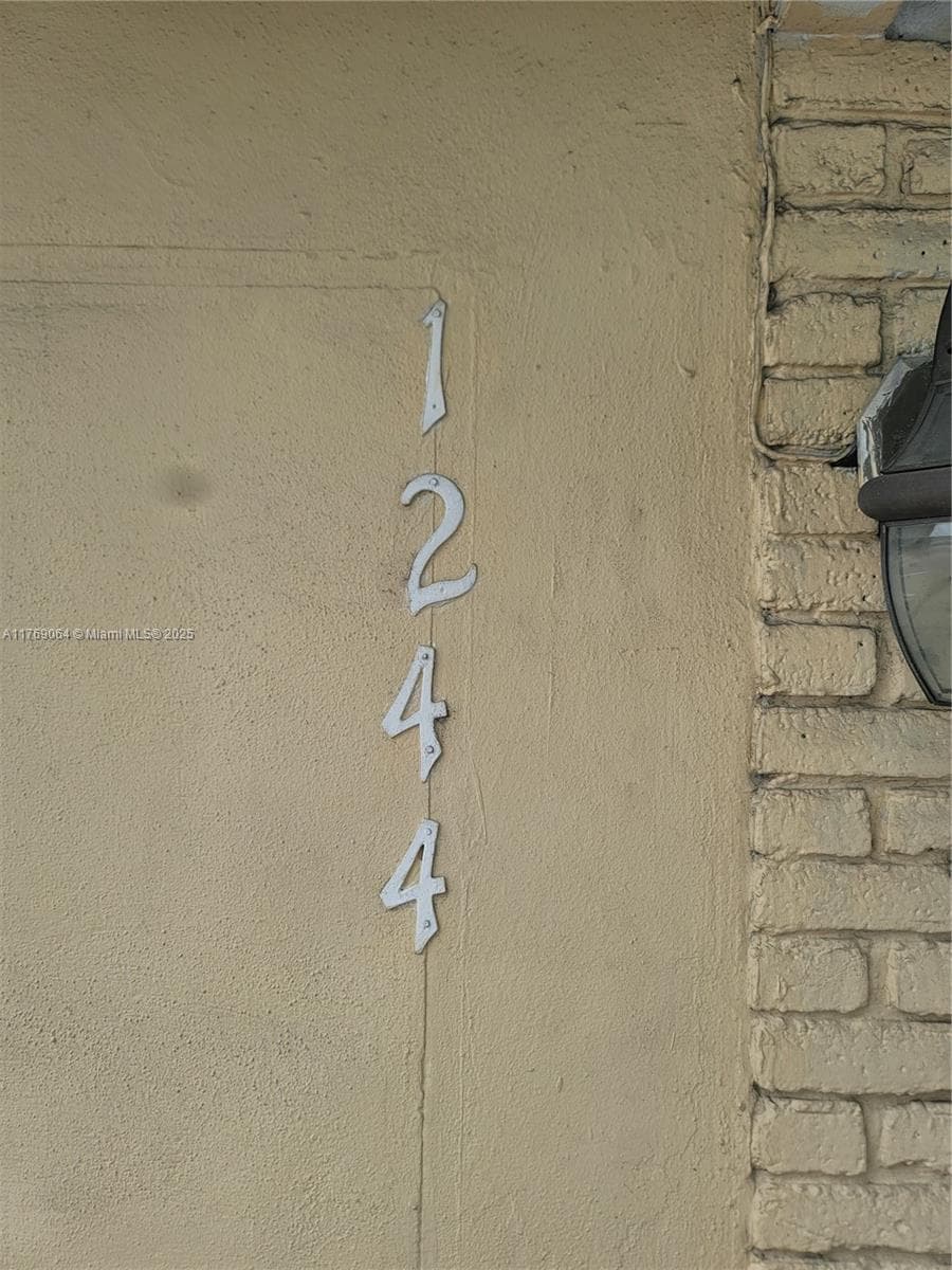 1244 NW 7th Ave #1 photo 4