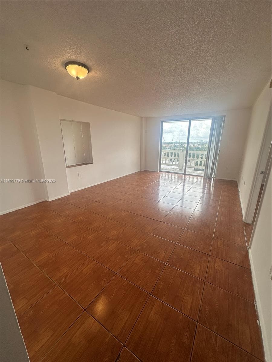 PARKWAY TOWERS · #801 in Miami - Photo 13