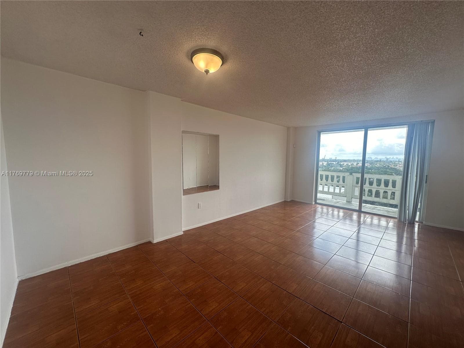 PARKWAY TOWERS · #801 in Miami - Photo 22