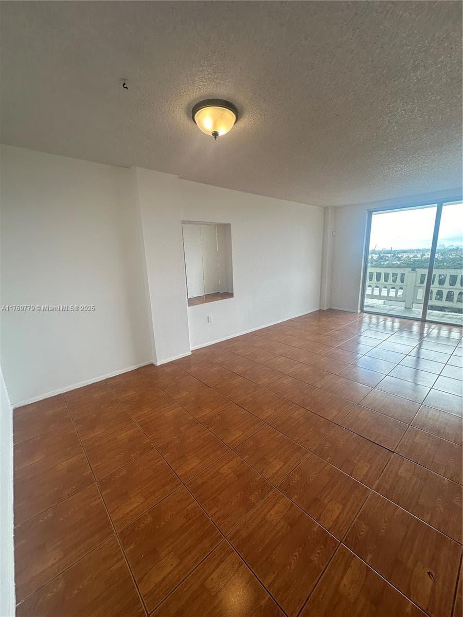PARKWAY TOWERS · #801 in Miami - Photo 20