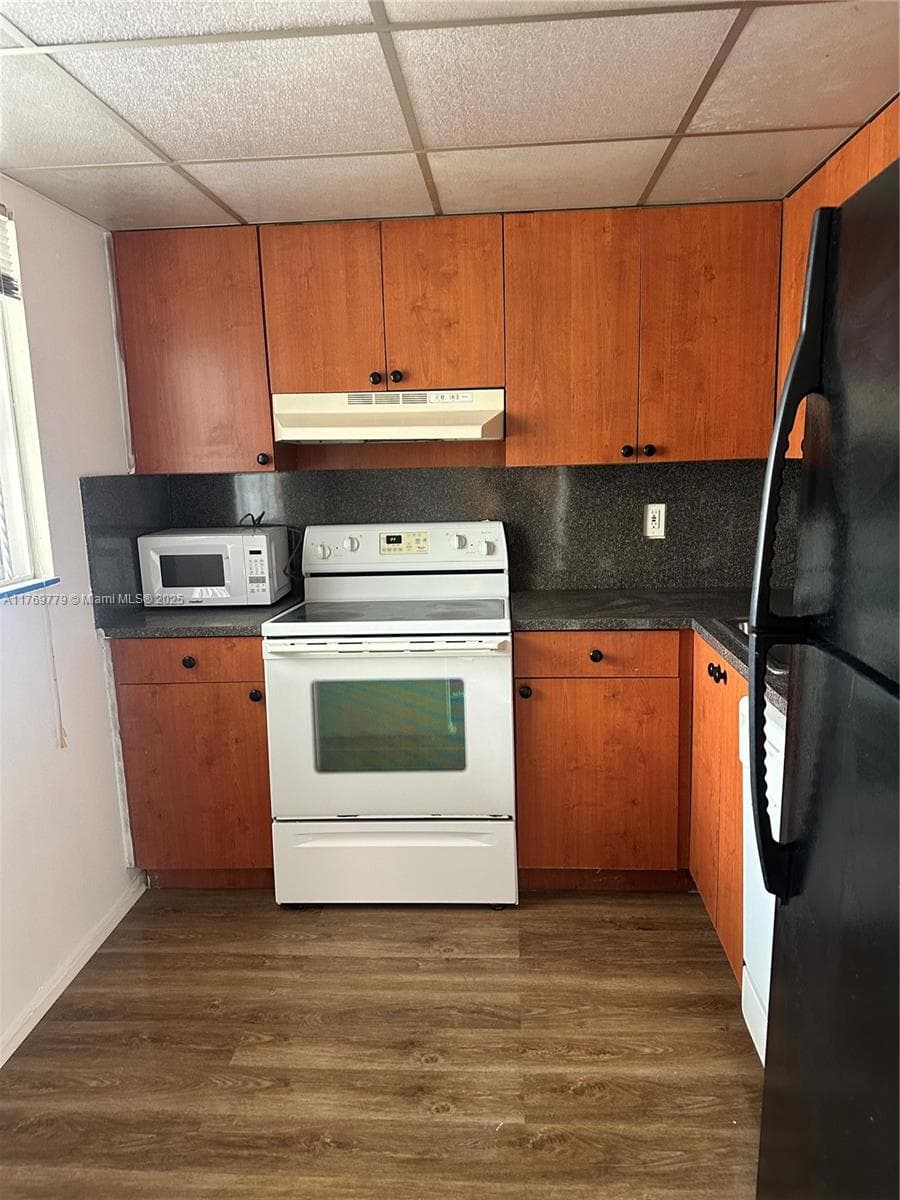 PARKWAY TOWERS · #801 in Miami - Photo 14