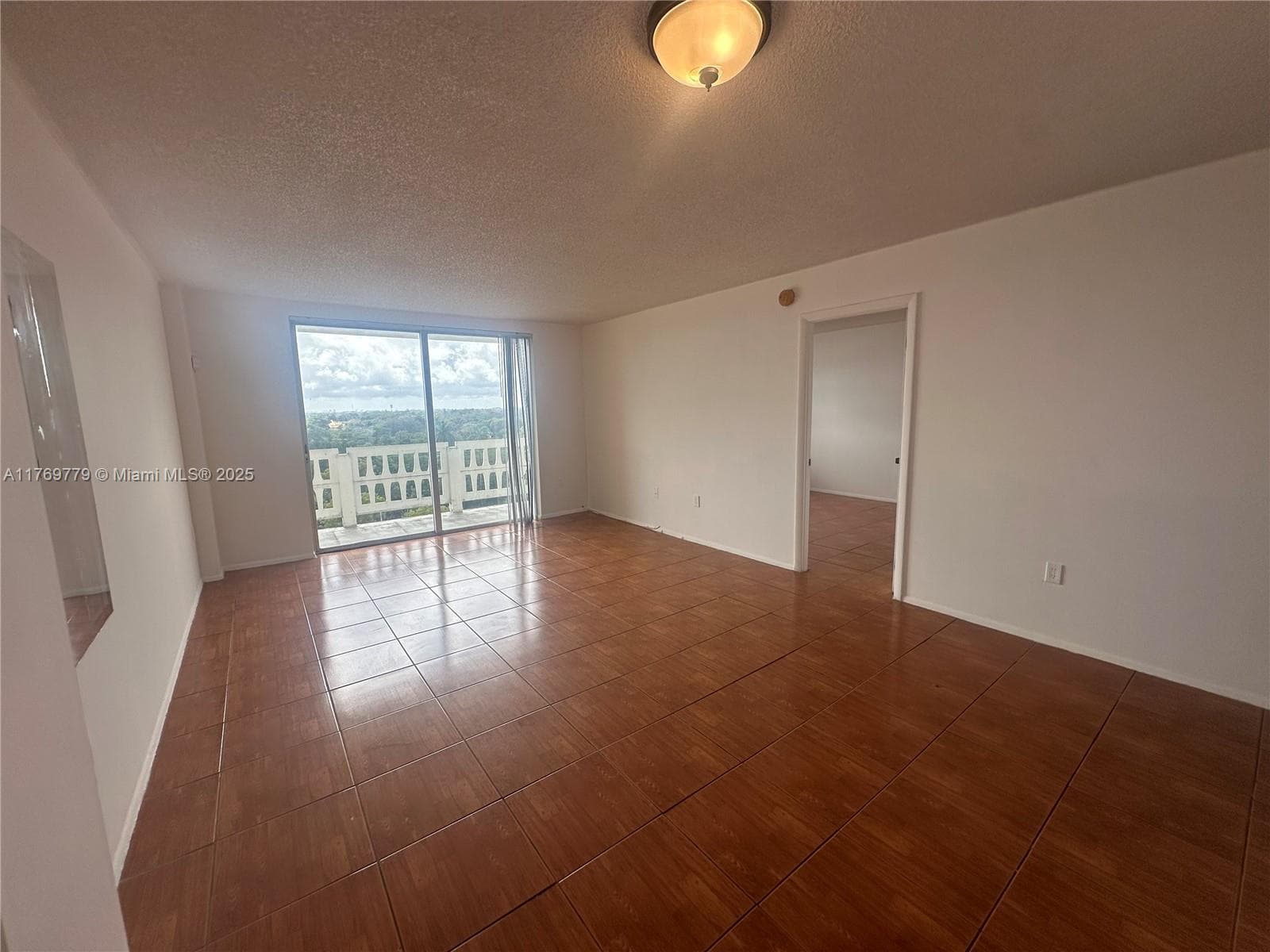 PARKWAY TOWERS · #801 in Miami - Photo 21
