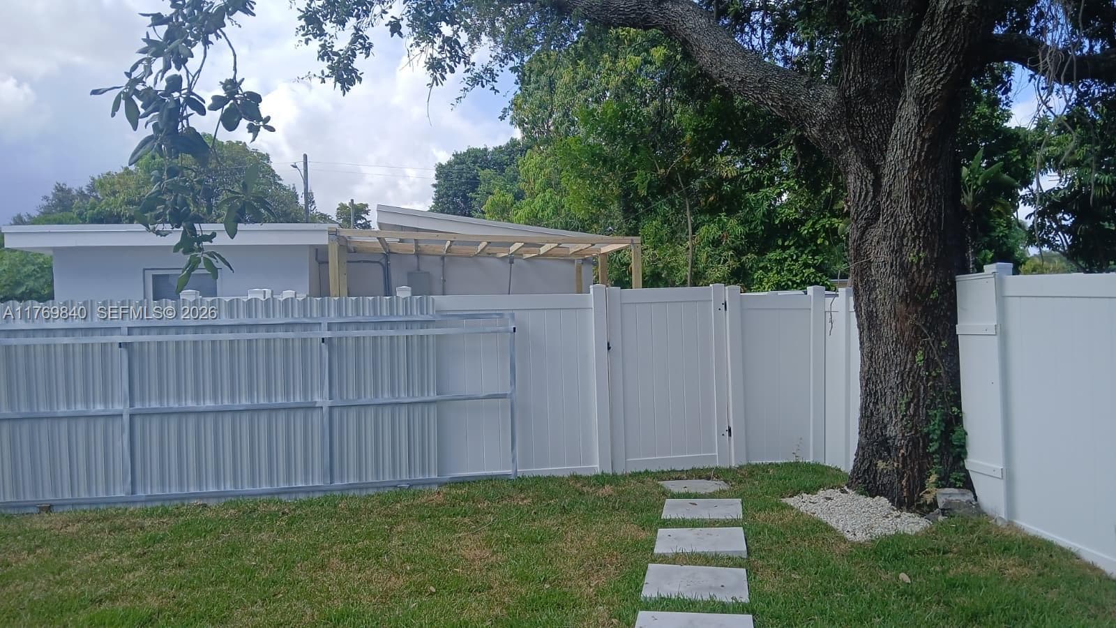 5636 Arthur St photo 26