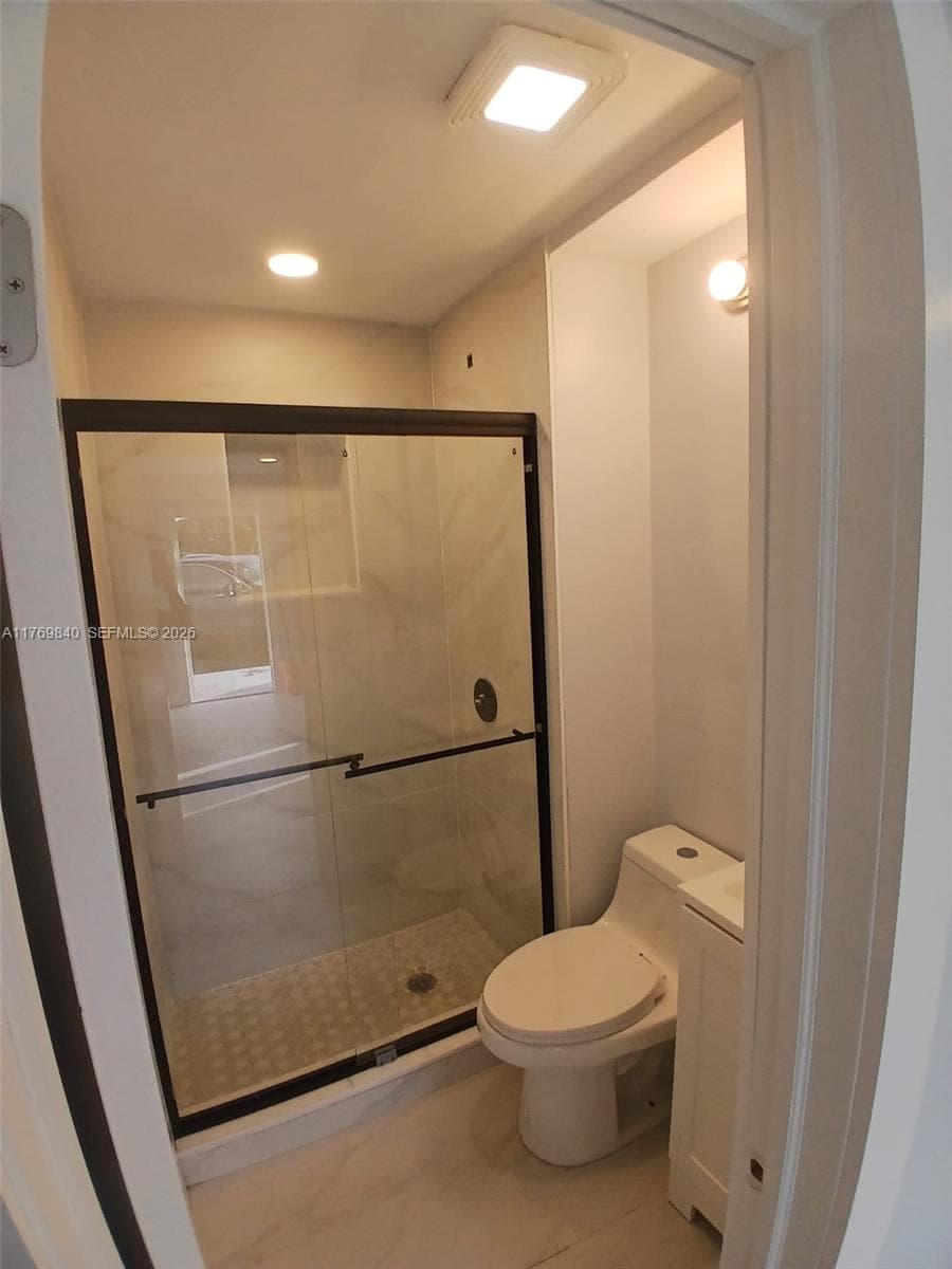 5636 Arthur St photo 5