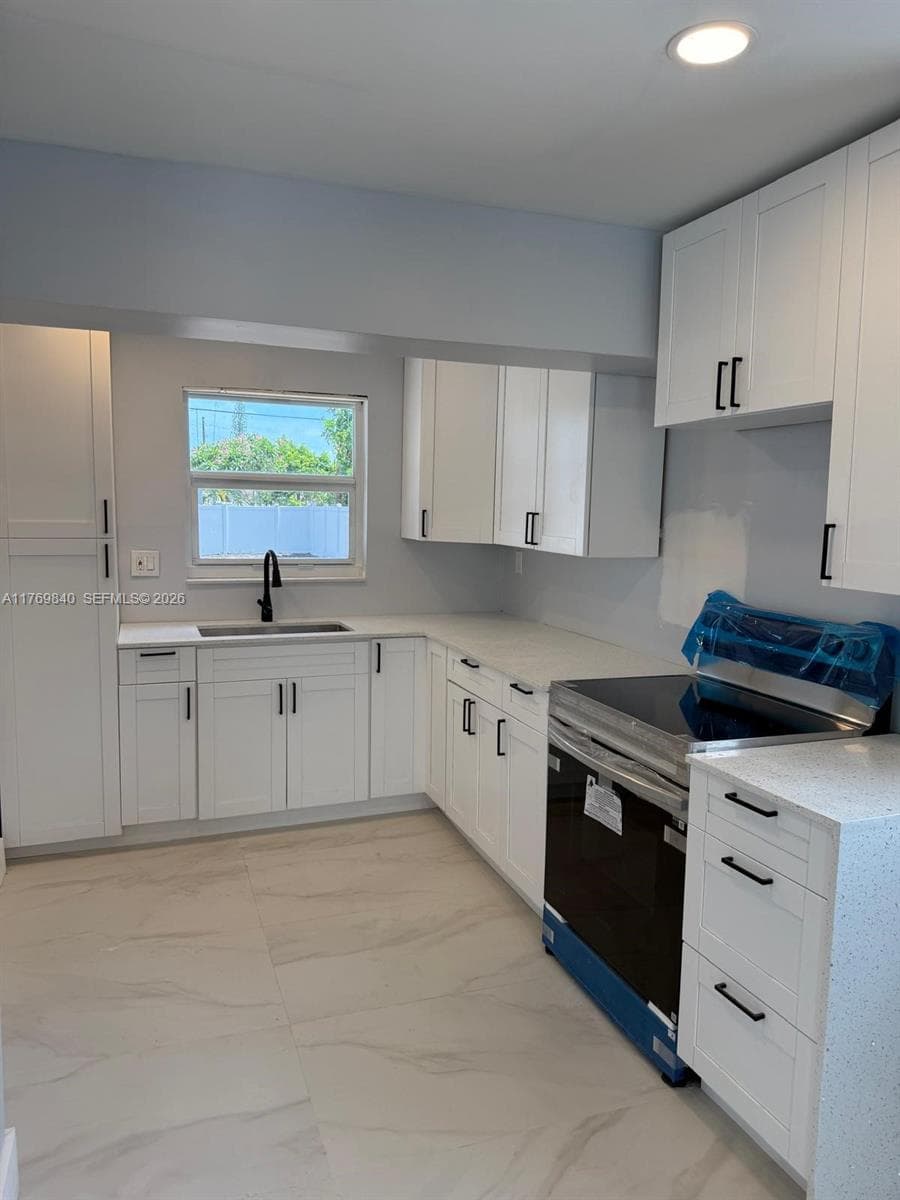 5636 Arthur St photo 9