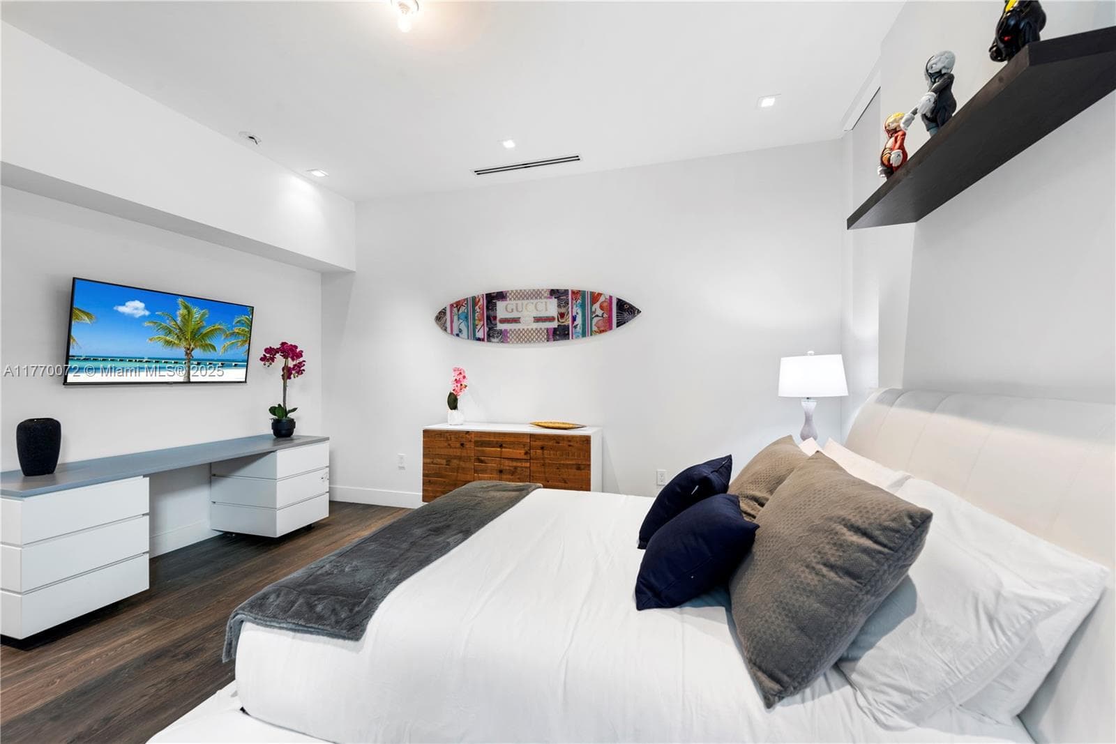 1400 Bayview Dr photo 27