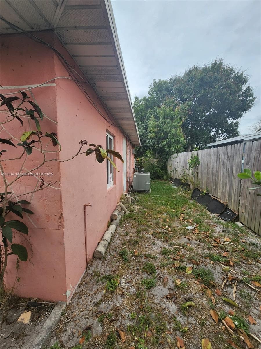 831 NW 140th St photo 20