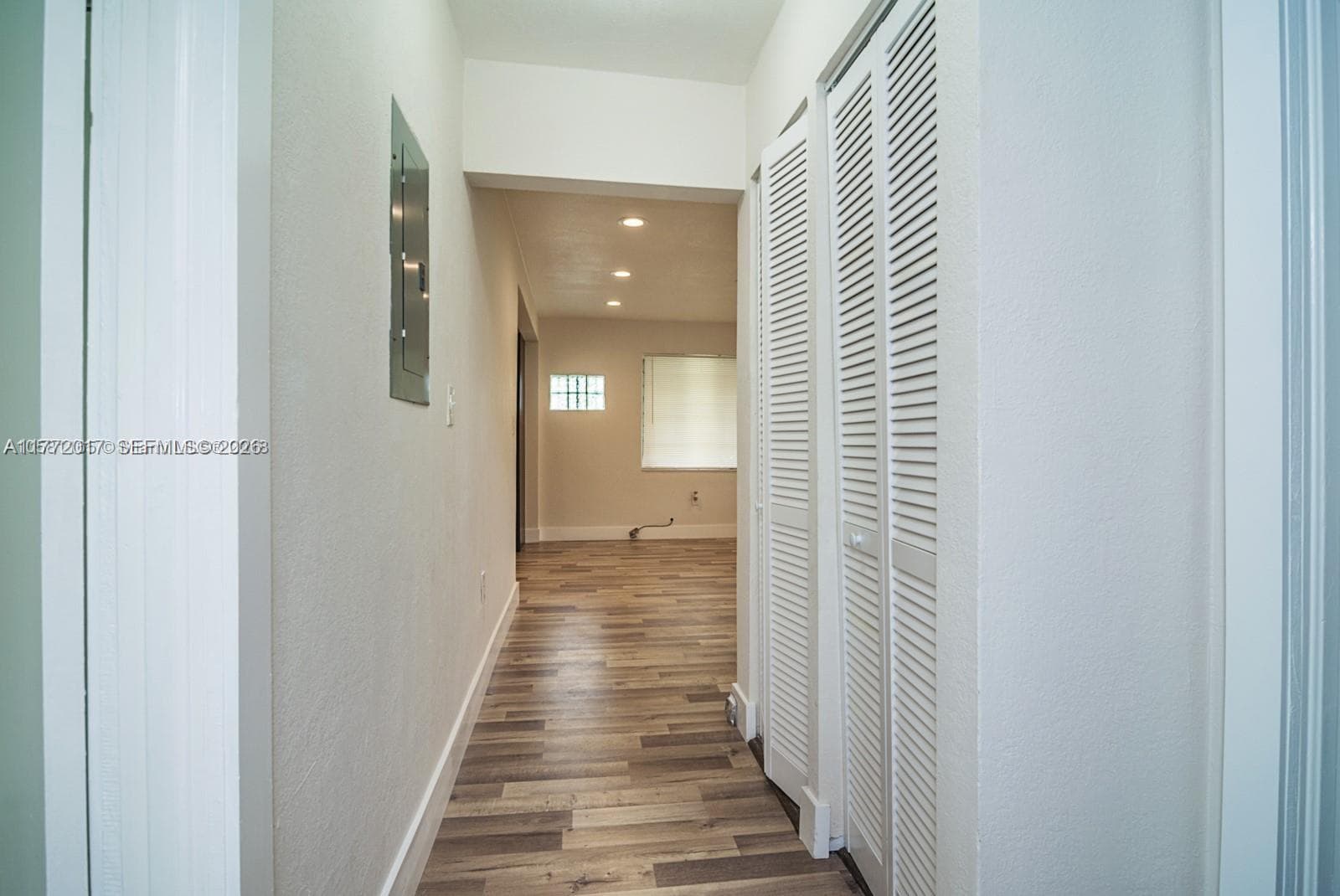 2542 Fillmore St photo 7