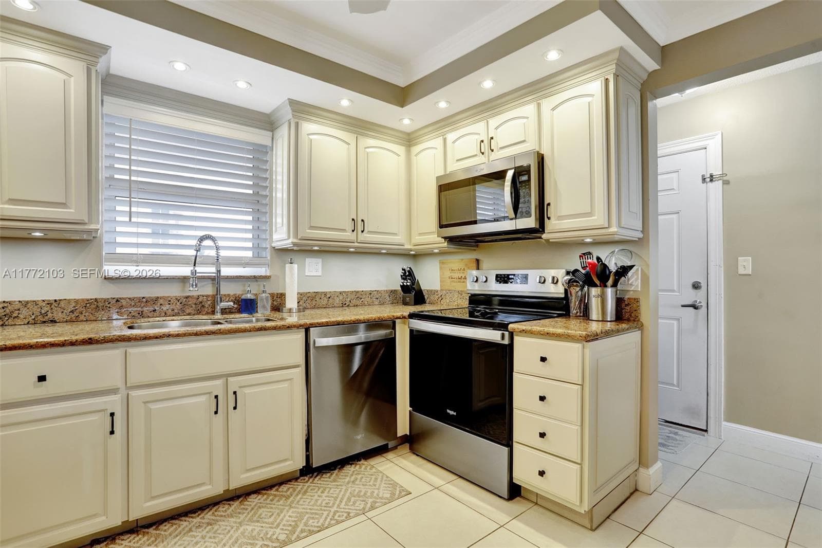 HILLSBORO LE BARON · #403W in Hillsboro Beach - Photo 11