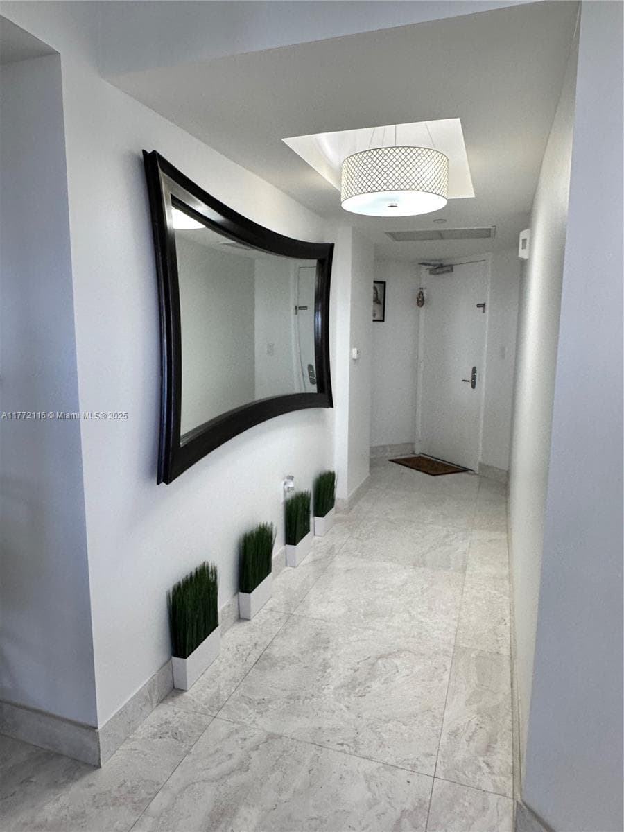 TUNBERRY VILLAGE · #1012 in Aventura - Photo 9