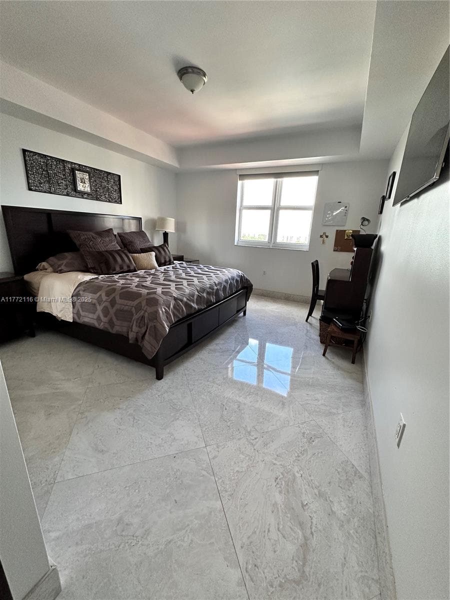 TUNBERRY VILLAGE · #1012 in Aventura - Photo 24