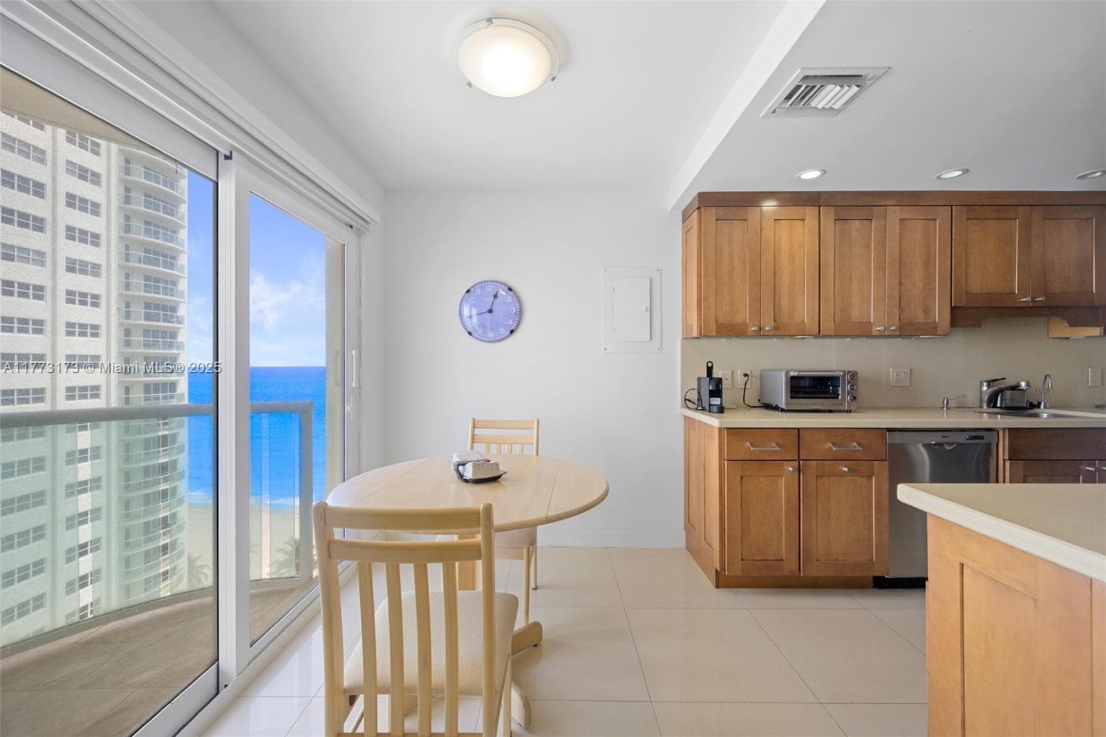 SOUTHPOINT CONDO · #1105S in Fort Lauderdale - Photo 13