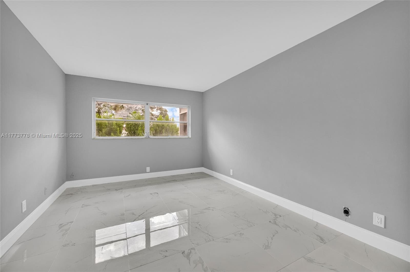 HILLCREST COUNTRY CLUB · #204 in Hollywood - Photo 15