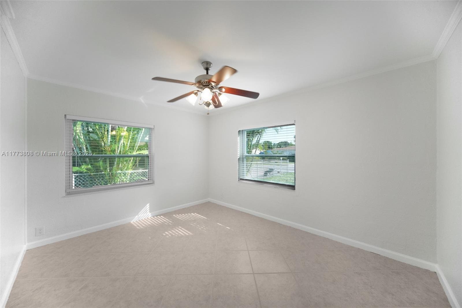 621 Hudson Rd photo 14