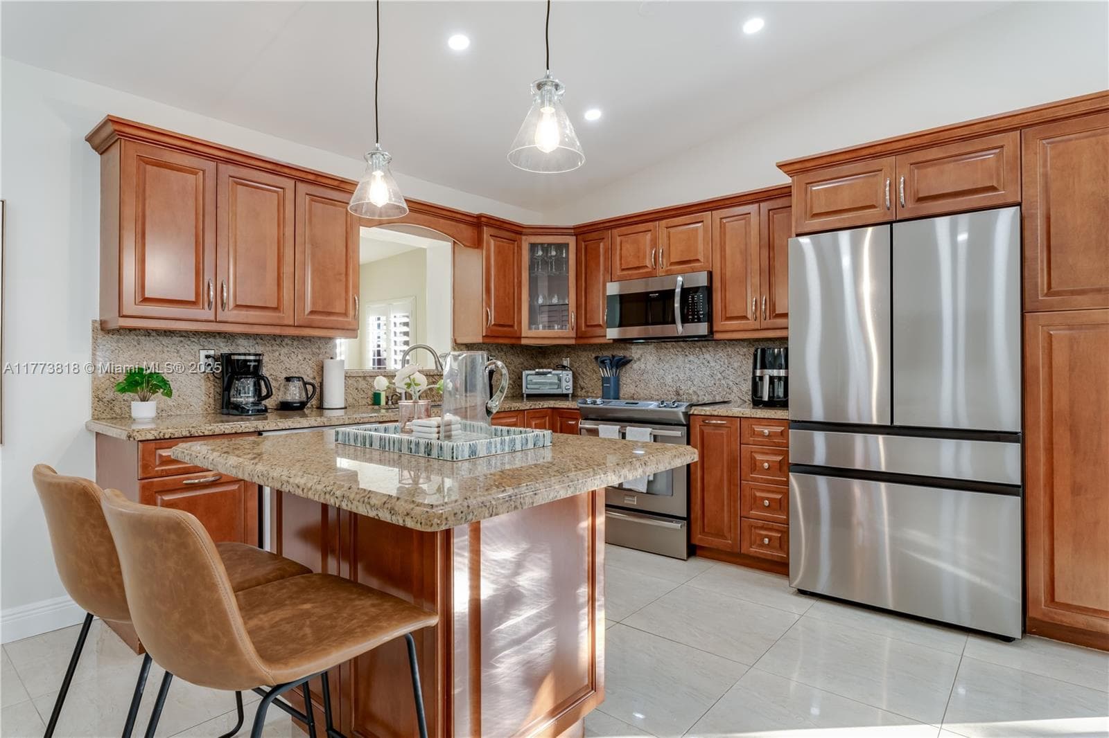 14517 SW 98th Ter photo 2