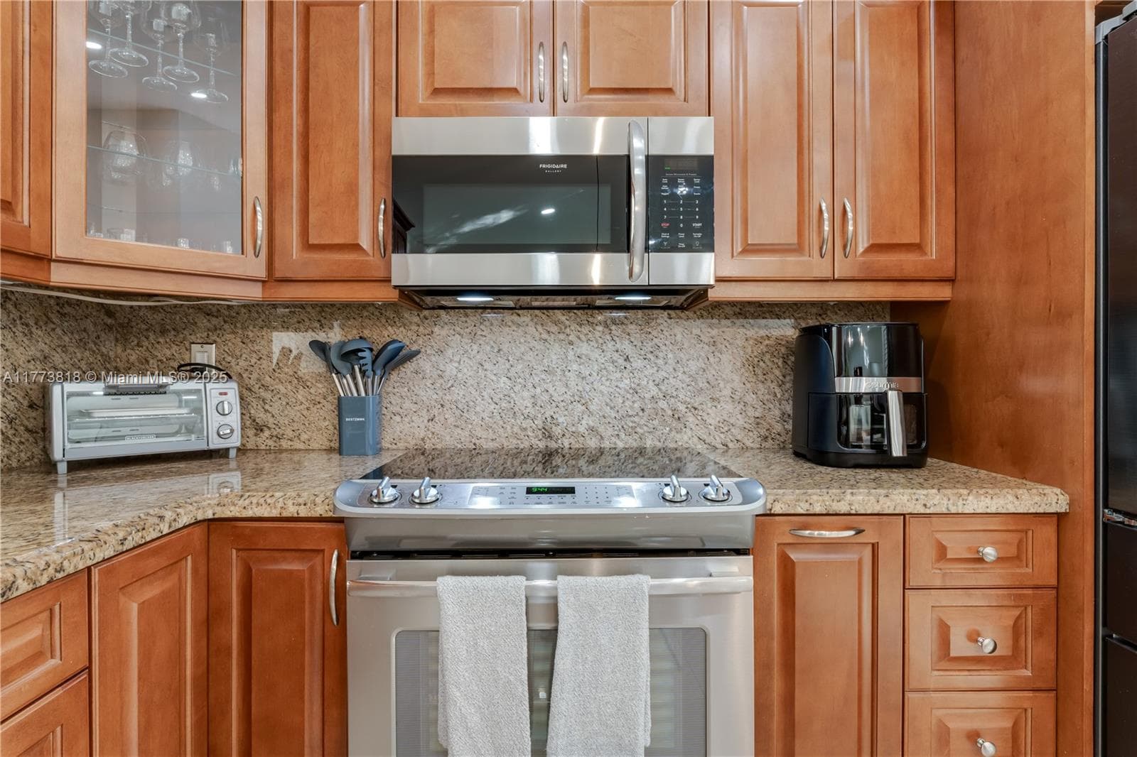 14517 SW 98th Ter photo 9