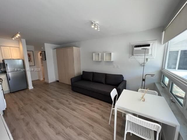 FRENCH LEAVE WEST CONDO · #17 in Lauderdale By The Sea - Photo 4