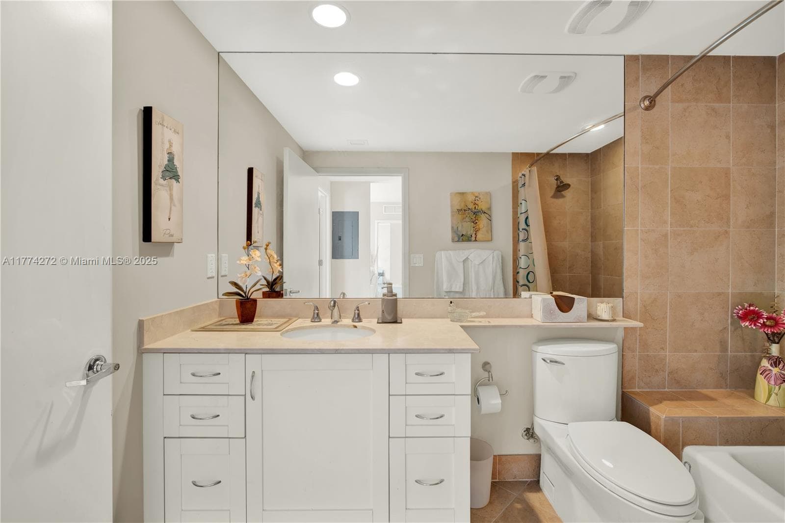 SAPPHIRE · #308N in Fort Lauderdale - Photo 16