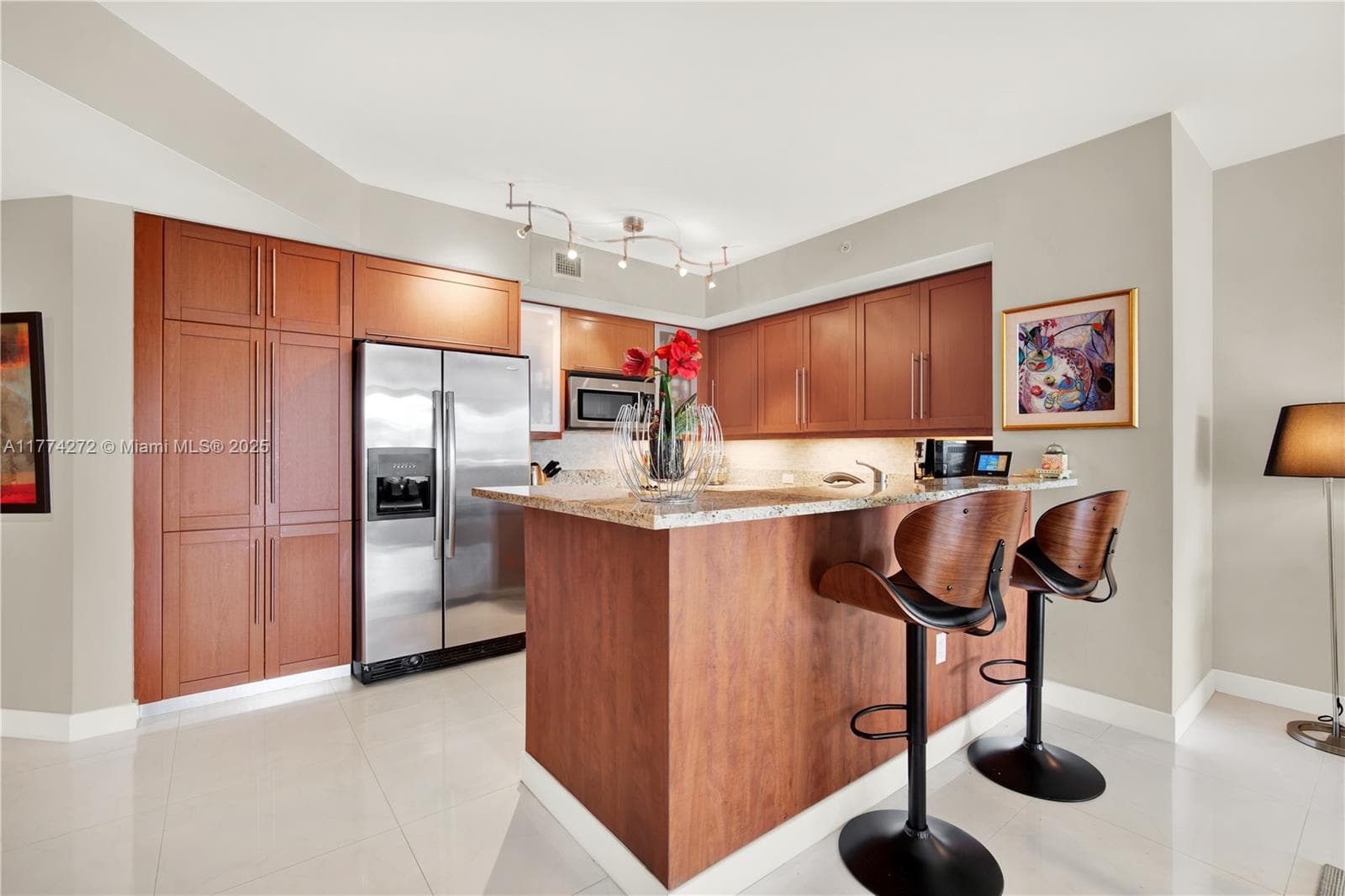 SAPPHIRE · #308N in Fort Lauderdale - Photo 3