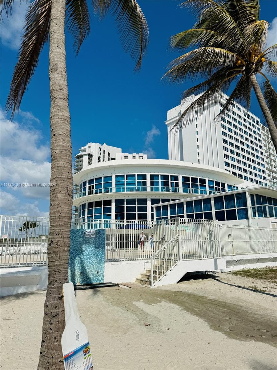Castle Beach Club · #1520 in Miami Beach - Photo 2