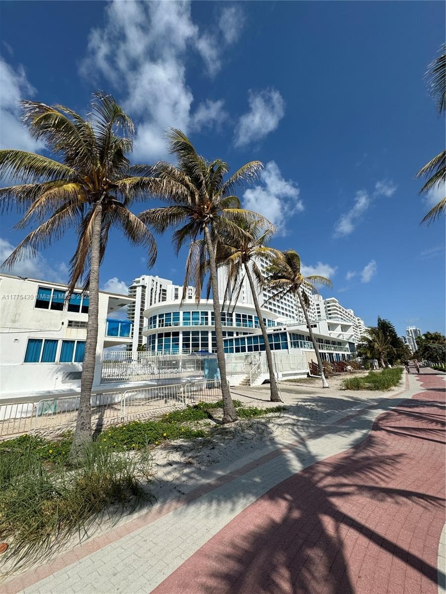 Castle Beach Club · #1520 in Miami Beach - Photo 22
