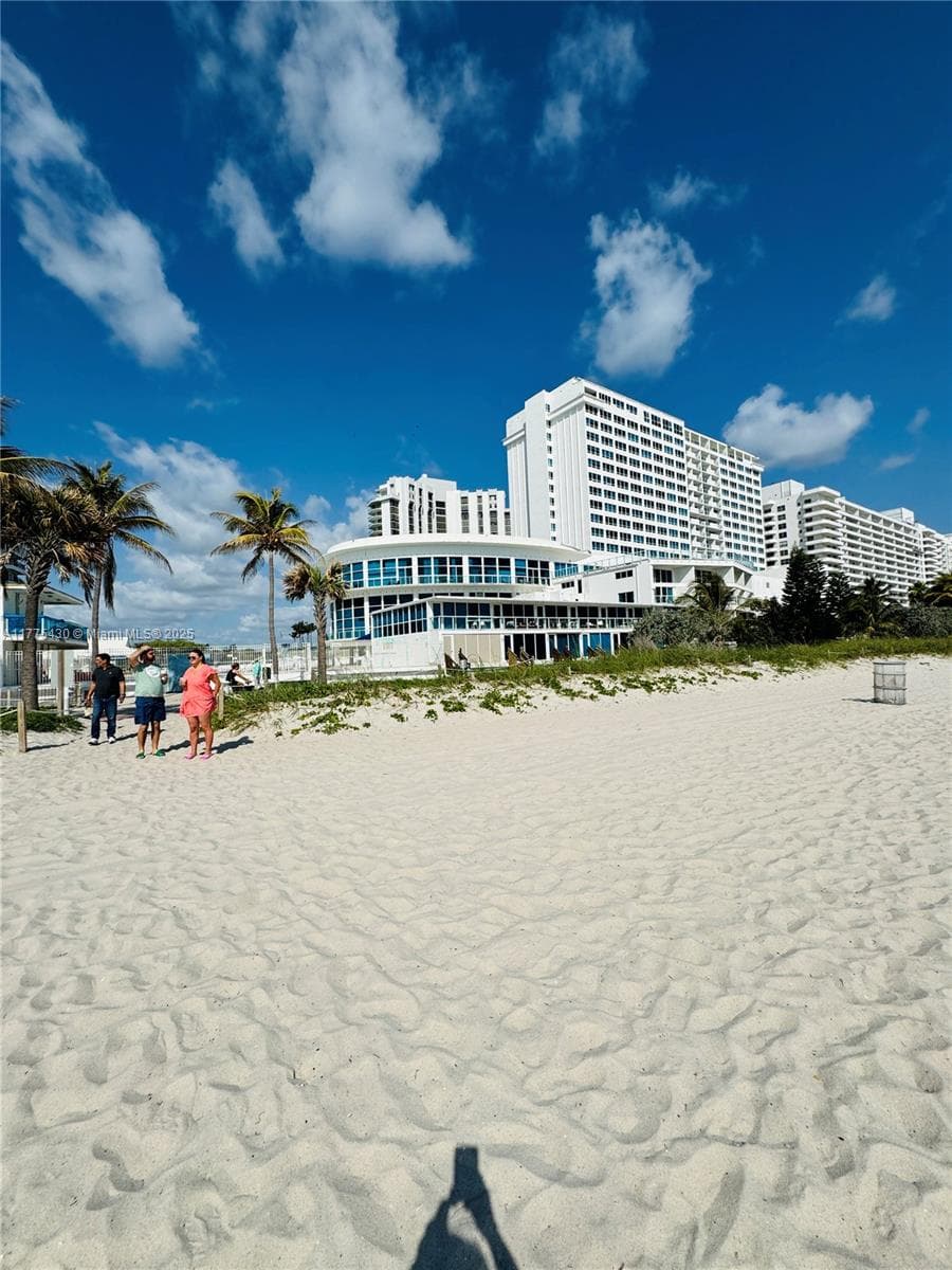 Castle Beach Club · #1520 in Miami Beach - Photo 32