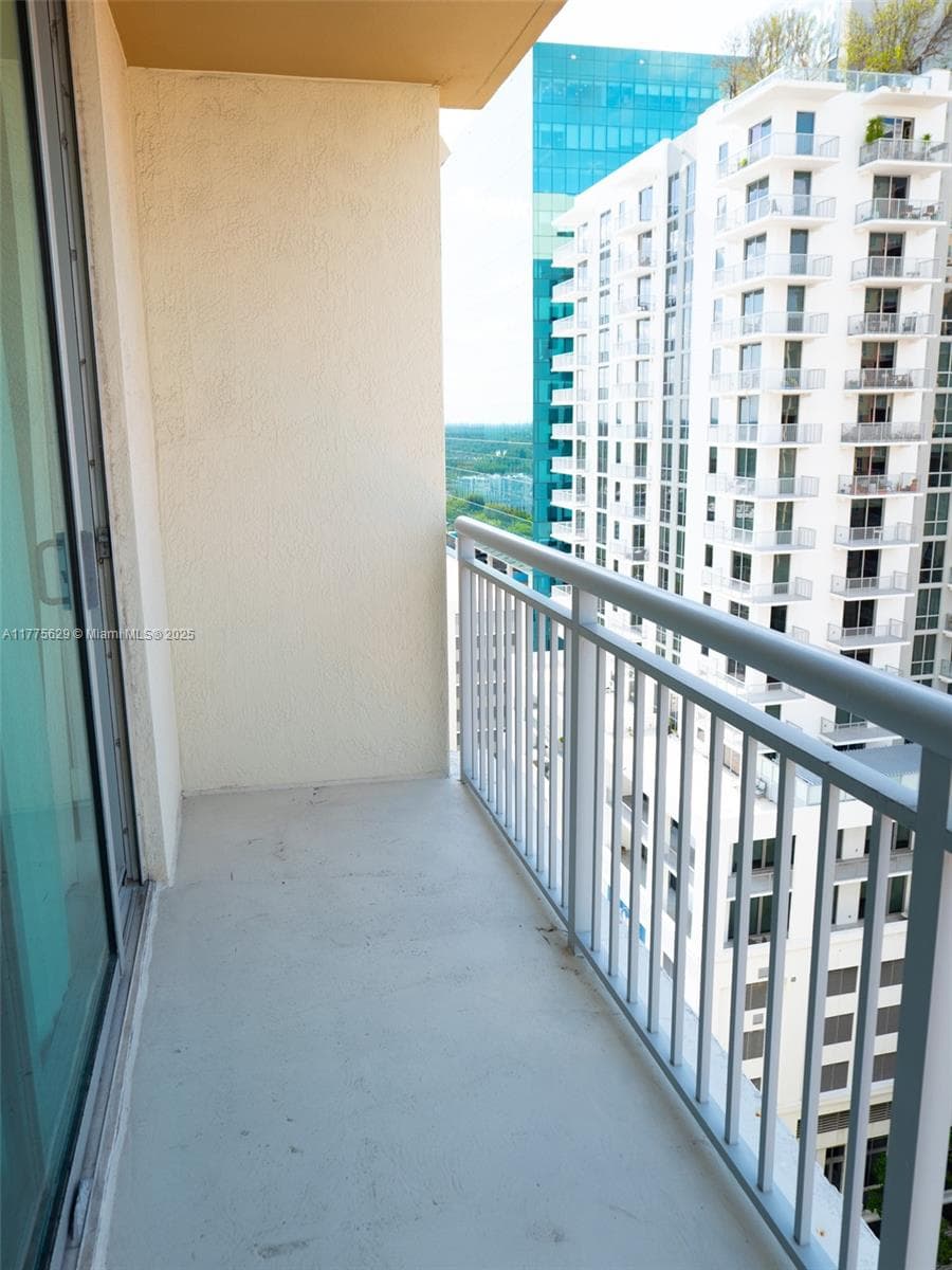 METROPOLIS II AT DADELAND · #1509 in Miami - Photo 24