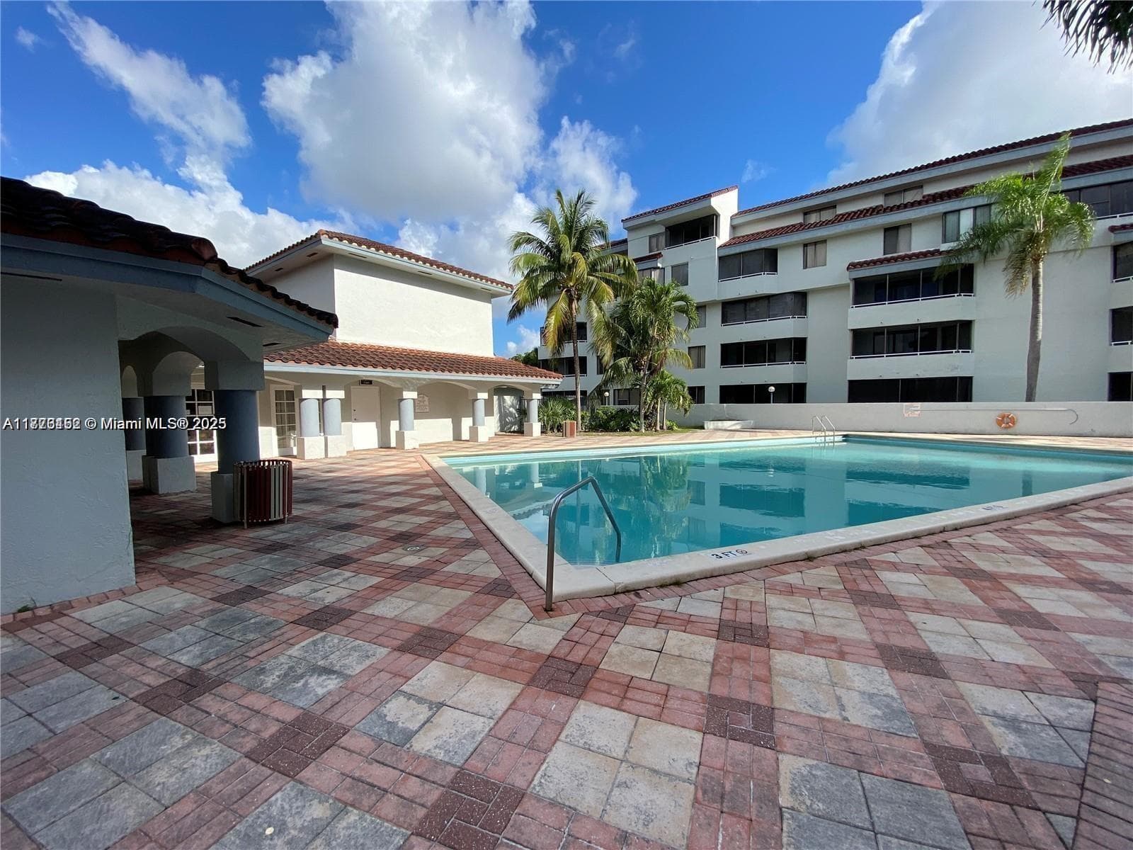 VERABELLA FALLS CONDO · #B-106 in Miami - Photo 27