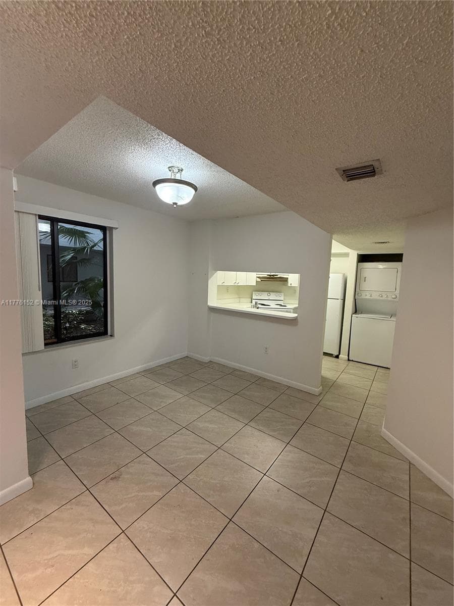 VERABELLA FALLS CONDO · #B-106 in Miami - Photo 14