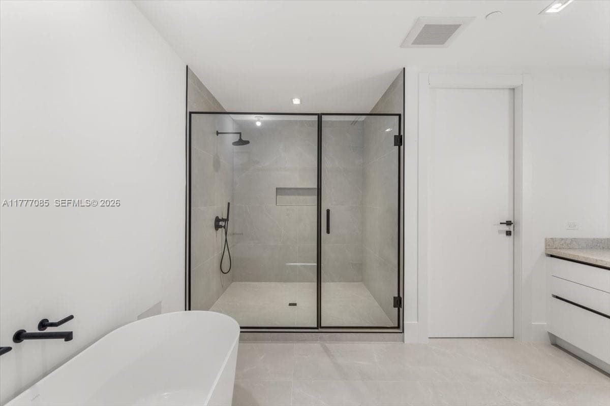 160 Marina Bay · #PH2 in Fort Lauderdale - Photo 14