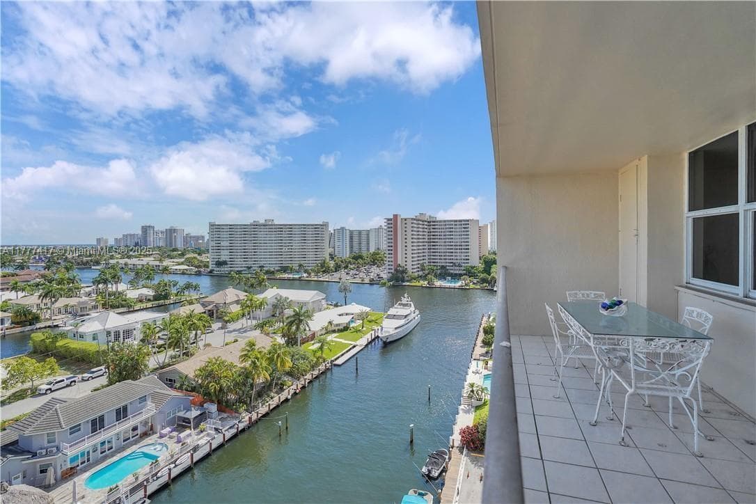 The Carlyle · #PHC in Fort Lauderdale - Photo 8