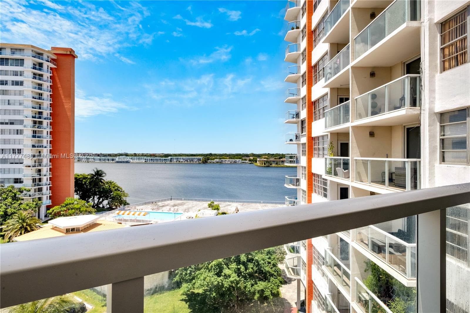 BUCKLEY TOWERS CONDO - EA · #722E in Miami - Photo 9