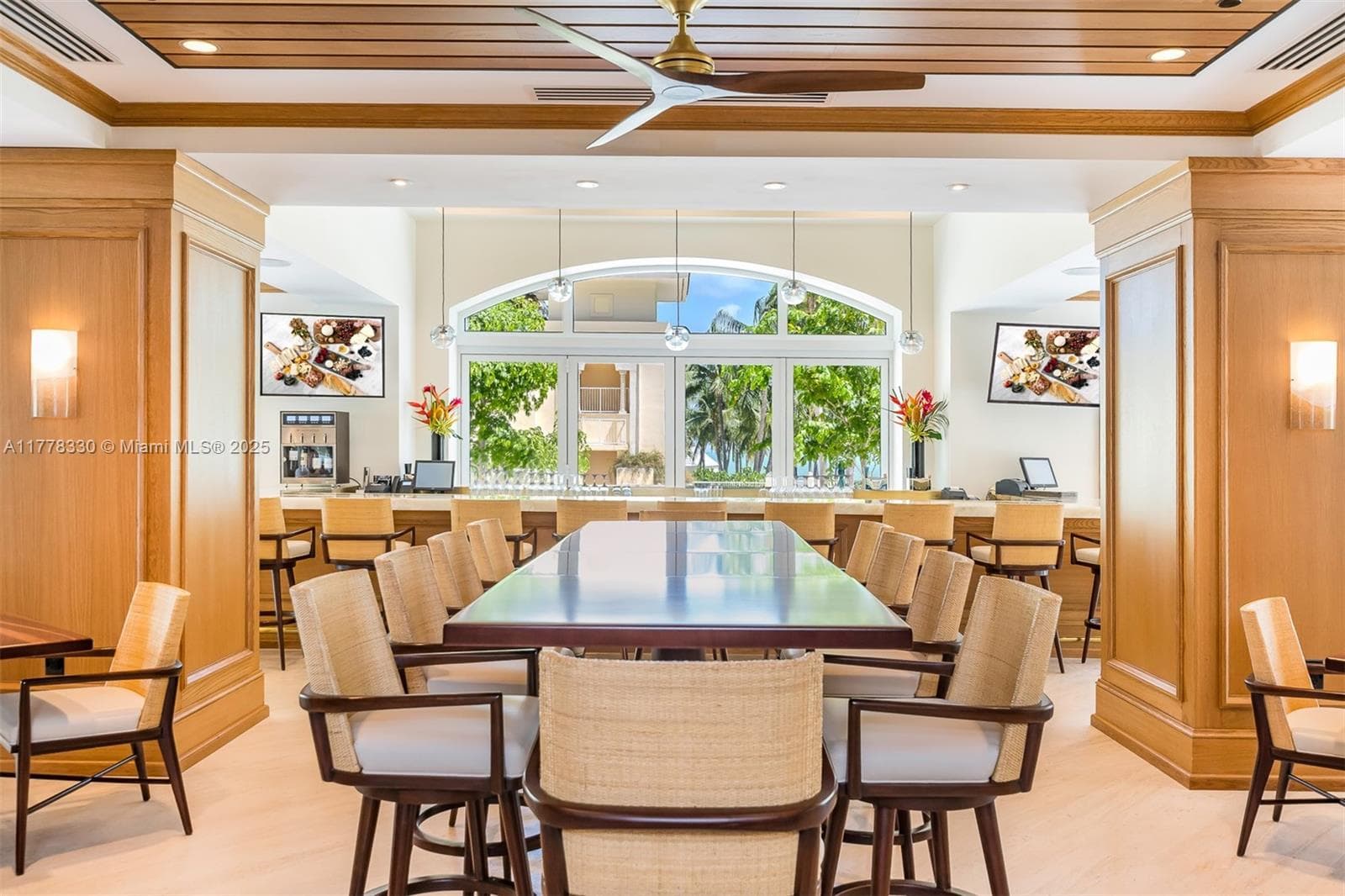 LAKE VILLA THREE CONDO · #PH10 in Key Biscayne - Photo 36