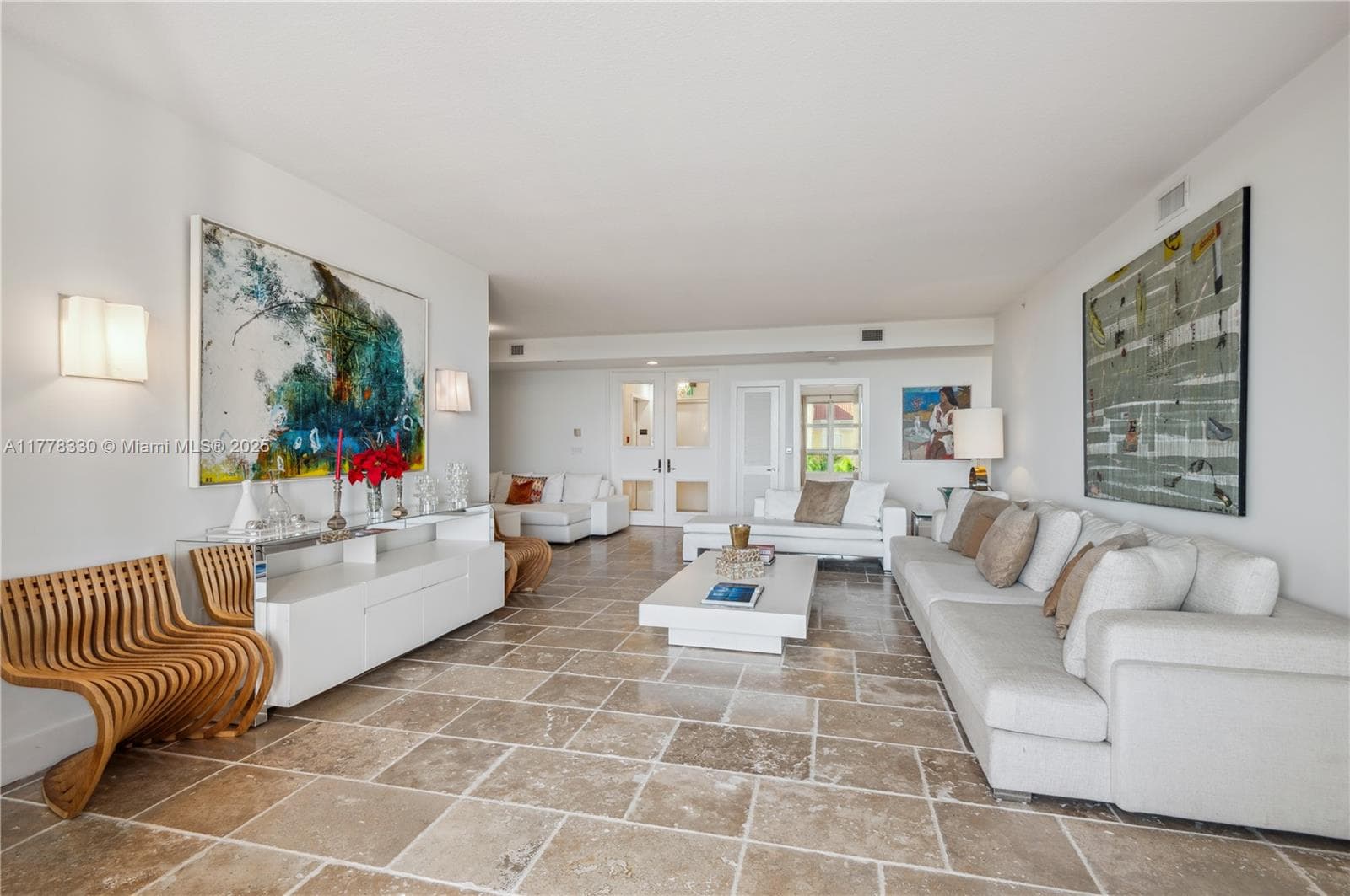LAKE VILLA THREE CONDO · #PH10 in Key Biscayne - Photo 5