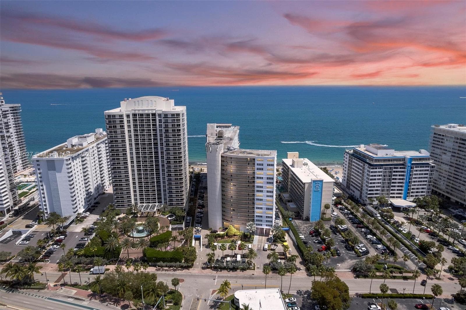 GALLEON CONDO · #1411 in Fort Lauderdale - Photo 2