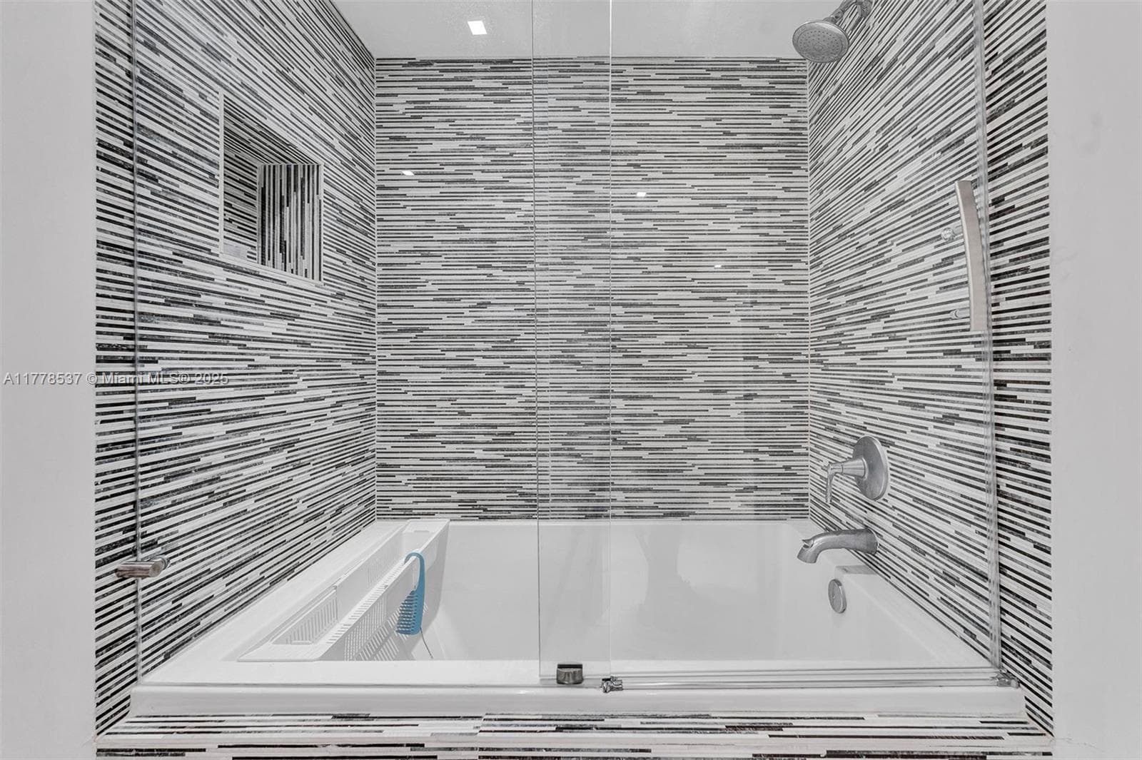 GALLEON CONDO · #1411 in Fort Lauderdale - Photo 36