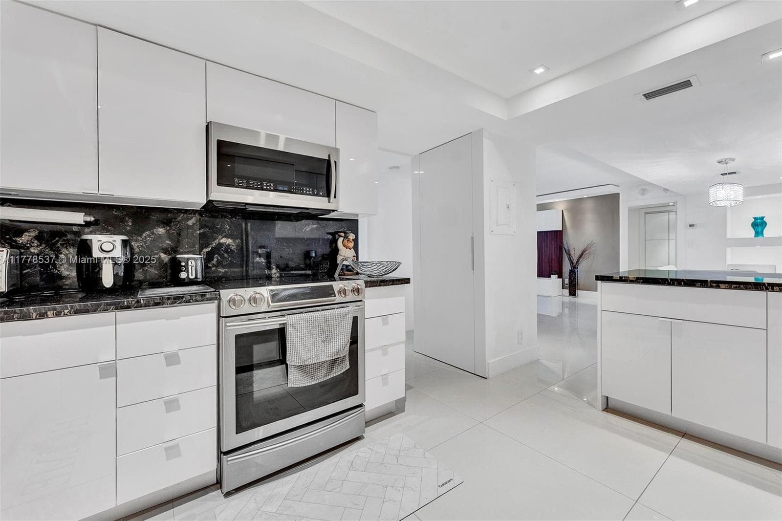 GALLEON CONDO · #1411 in Fort Lauderdale - Photo 20