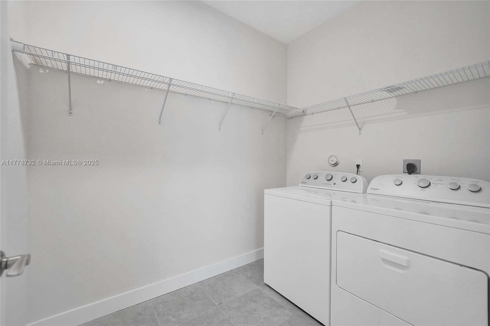 1348 Silk Oak Dr photo 47